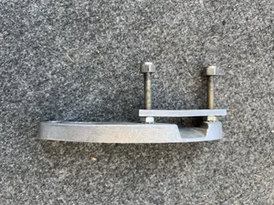 CHADWICK-HELMUTH 3159 BELL 407/206 MAGNETIC PICKUP MOUNTING BRACKET